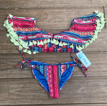 Load image into Gallery viewer, Cusco Off Shoulder
